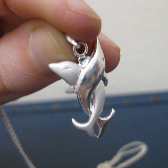 Stunning 925 Sterling Fire Blue Heart And Key Opal Dolphin Pendant (Ne U2013 Dolphins Galore